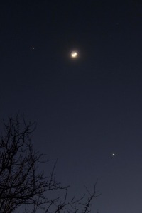 Jupiter, Venus & the Moon; click image for higher resolution